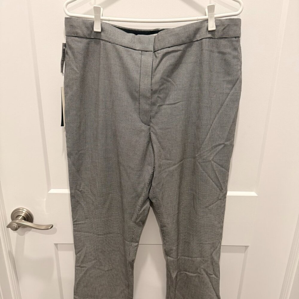 Aritzia Babaton | Numero Mid Rise Skinny Pants | Black/White | Size 16
